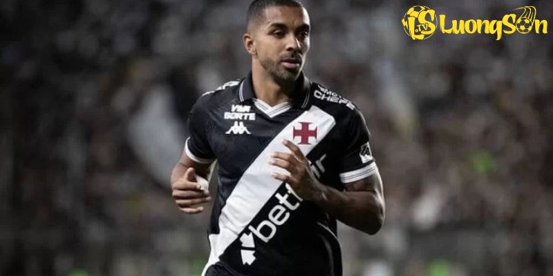 Phong cách thi đấu của Henrique